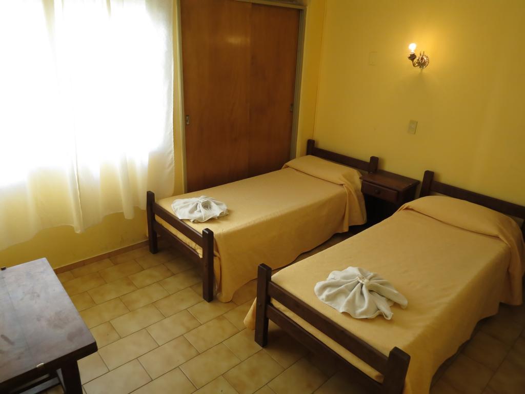 ויז'ה קרלוס פאס Hotel Arenales חדר תמונה