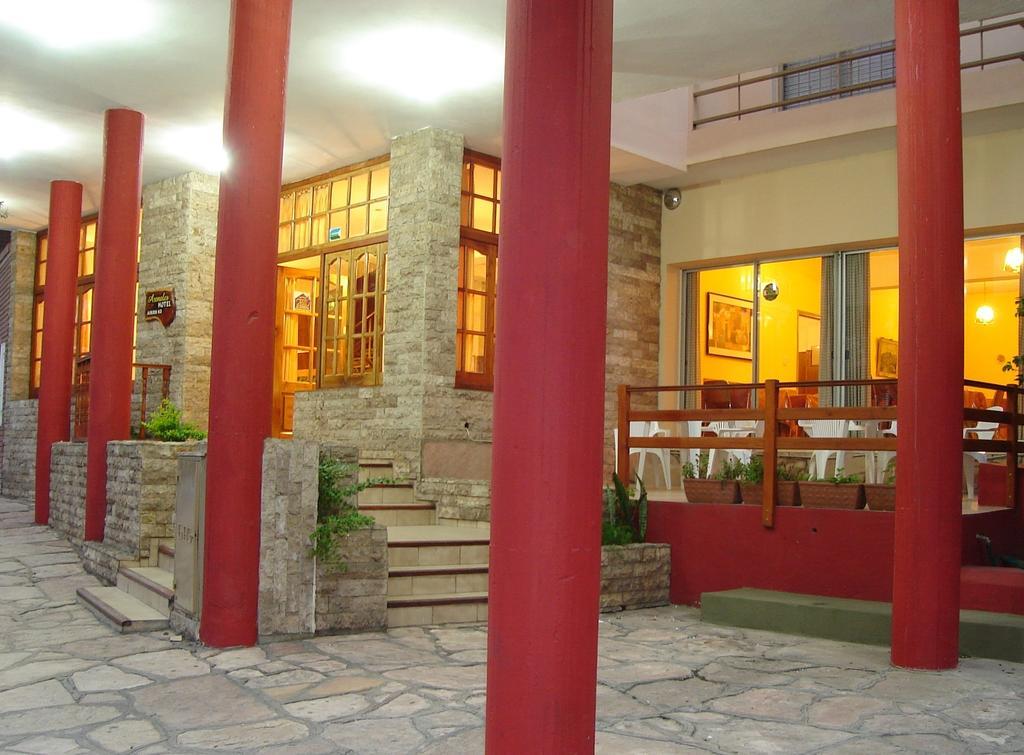 ויז'ה קרלוס פאס Hotel Arenales מראה חיצוני תמונה